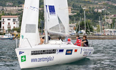 gargnano la stagione si apre con dolphin mr melges