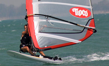 windsurf pattaya oro per laura linares