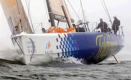 volvo ocean race fotofinish in pieno oceano