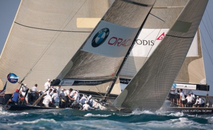 louis vuitton trophy in finale oracle new zealand