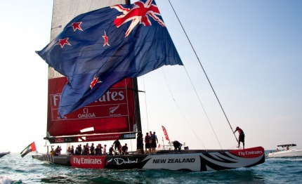 dubai new zealand vince il louis vuitton trophy