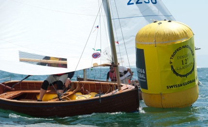 napoli al savoia lo spettacolo dei dinghy