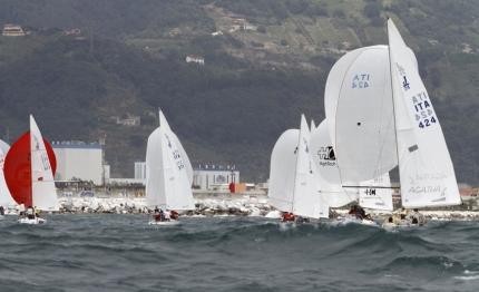 j24 carrara in testa il brasiliano mauricio santa cruz