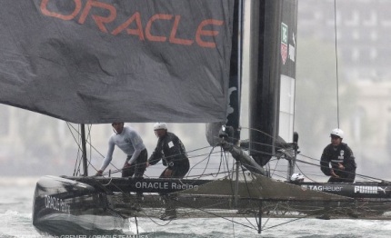 ac oracle racing spithill goes in daily fleet racing