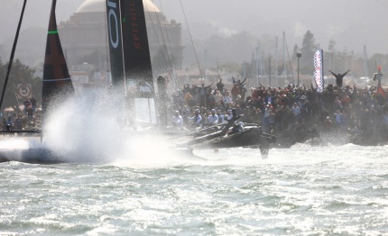 america cup oracle fa il botto