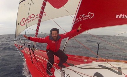 vendee globe domani mattina arrivo di tanguy de lamotte