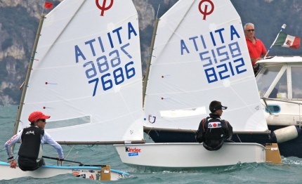 optimist grande battaglia sul garda per un posto ai mondiali