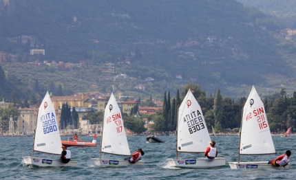 italia argento al mondiale squadre optimist