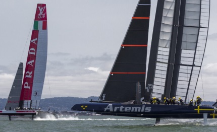 america cup luna rossa vince la terza regata contro artemis