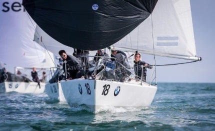 mondiale j24 sesto posto per la superba che recupera ancora