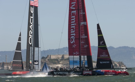 america cup ancora una vittoria per team new zealand