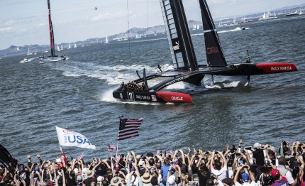 america cup una doppietta di oracle stende new zealand