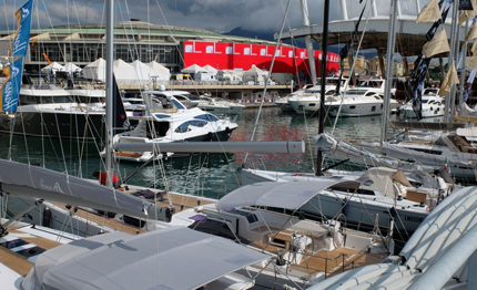 nautica il salone di genova si fa uno trino