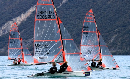 che bell inizio di stagione sul garda con il 2nd world youth sailing week