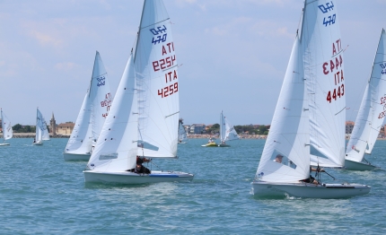 prosecco cup in spiaggia di levante caorle