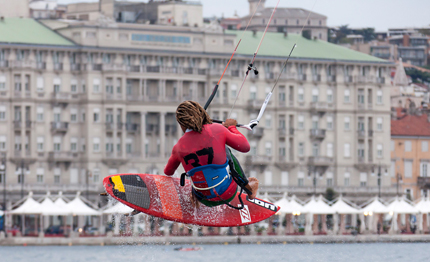 trieste domani al via la barcolana young la barcolana fun