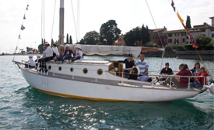 85 anni di regate sul garda grazie al cutter galeotto