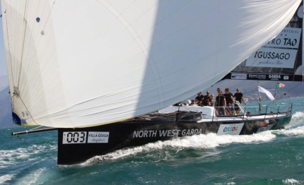 il tp 52 northwestgardasailing org secondo alla centomiglia del garda