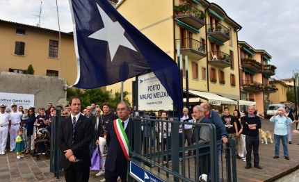 dedicato mauro melzani approdo turistico della canottieri garda