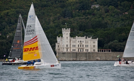 barcolana tri este trophy wasabino la vittoria nella grande festa del mare