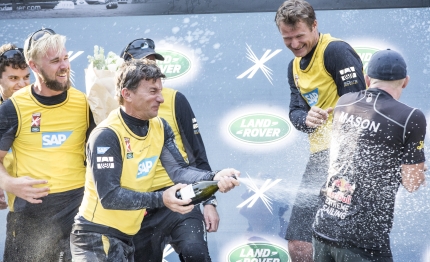 leigh mcmillan entra nella storia delle extreme sailing series sydney