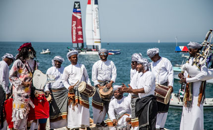 america cup vela folclore il mega spot dell oman coglie nel segno