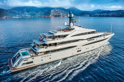 crn presenta il nuovo superyacht 74 metri cloud