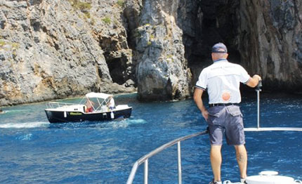 guardia costiera controlli capri nell ambito di mare sicuro