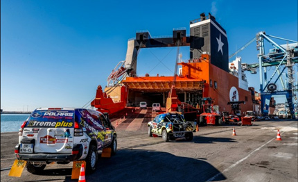 jeddah la carovana della dakar 2020 trasportata dalla jolly palladio della linea messina