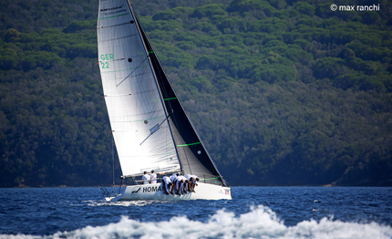 melges 32 world league homanit sbanca la prima giornata scarlino