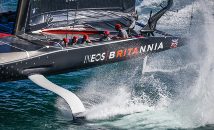 america cup ineos tenta di non arrendersi anzitempo