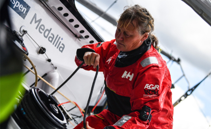 vendee globe pip hare disalbera in pieno indiano